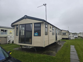 Lyons robin hood caravan 43SW